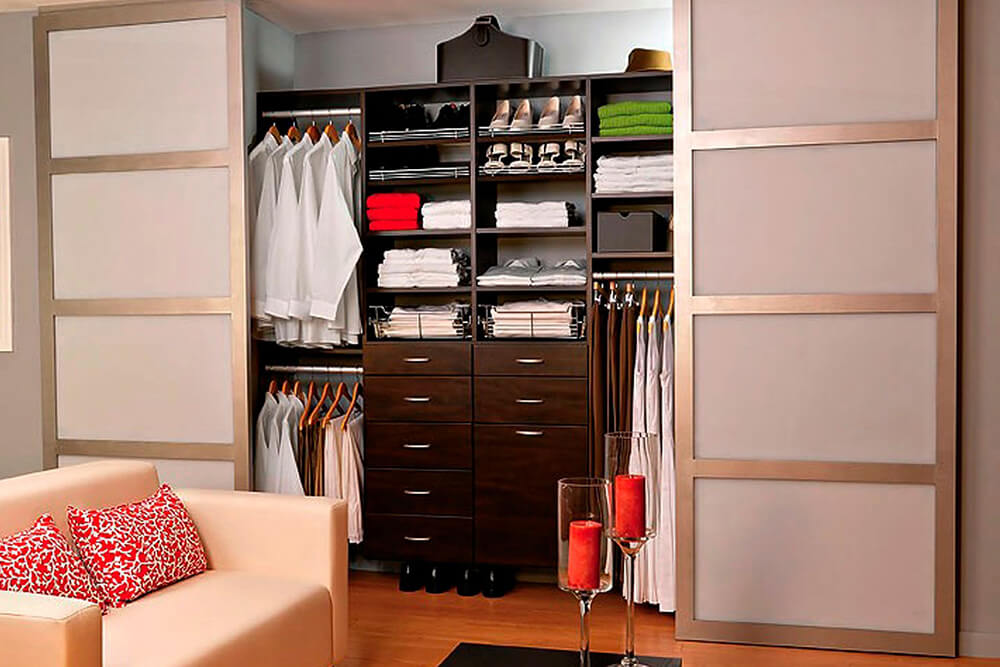 Двери-купе в гардеробной