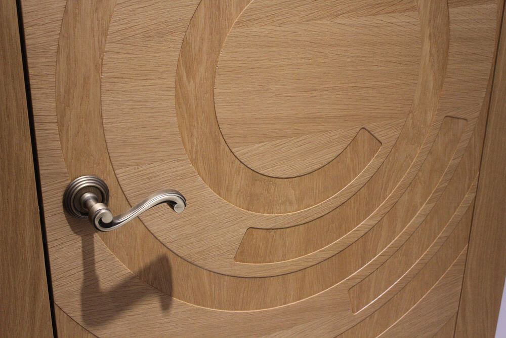 Межкомнатная шпонированная дверь